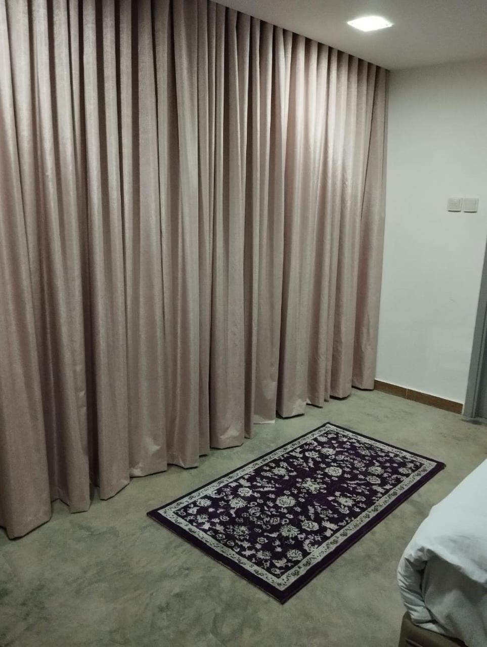 The View Hotel Al Hamra Exterior photo